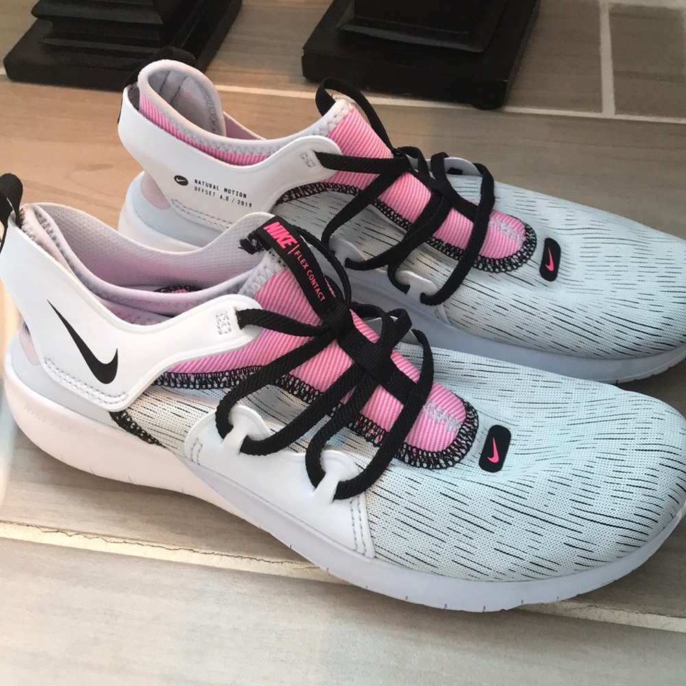 Women’s Nike’s - Size 8.5